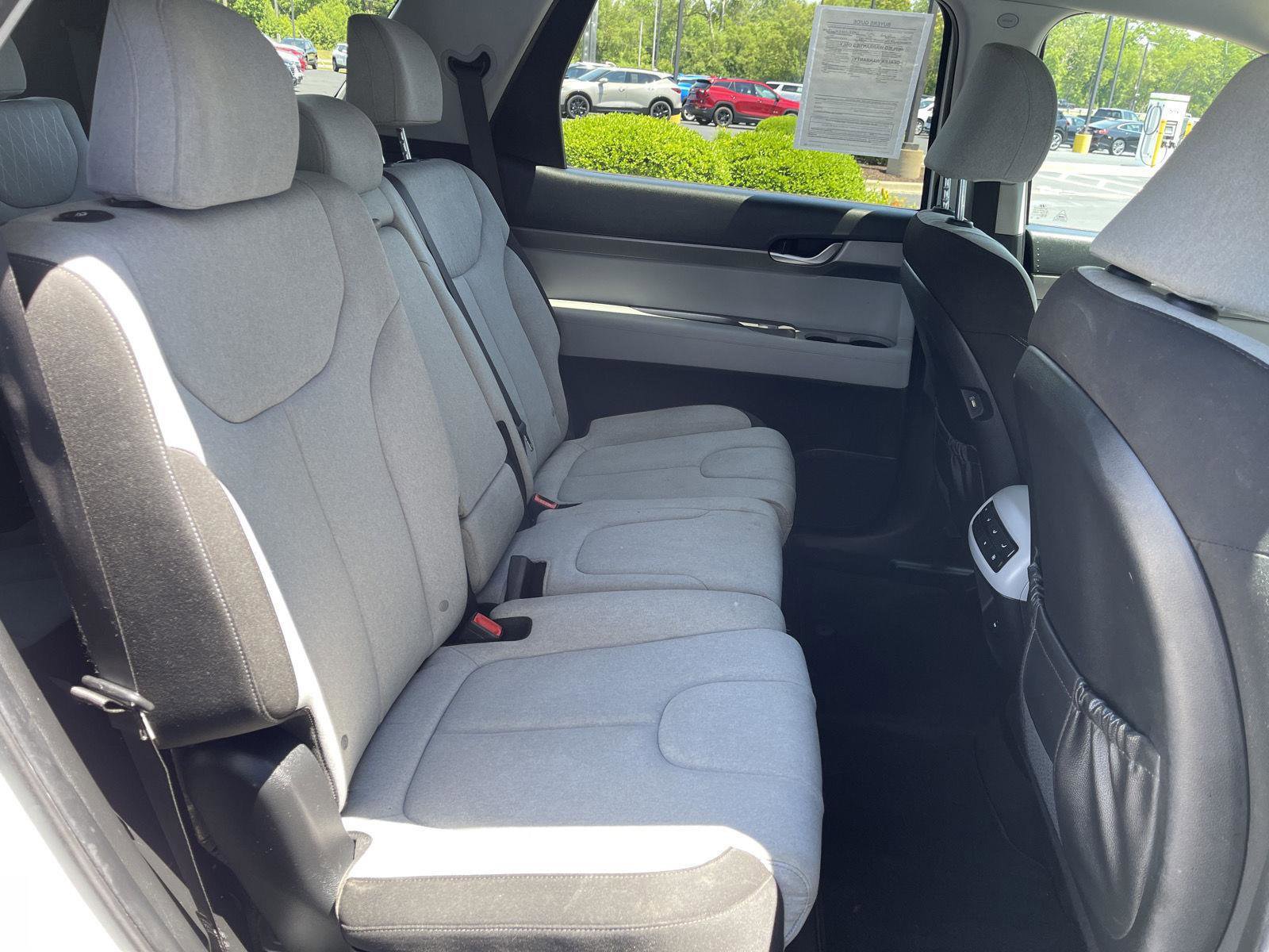 Used 2021 Hyundai Palisade SE AWD/4WD image 29