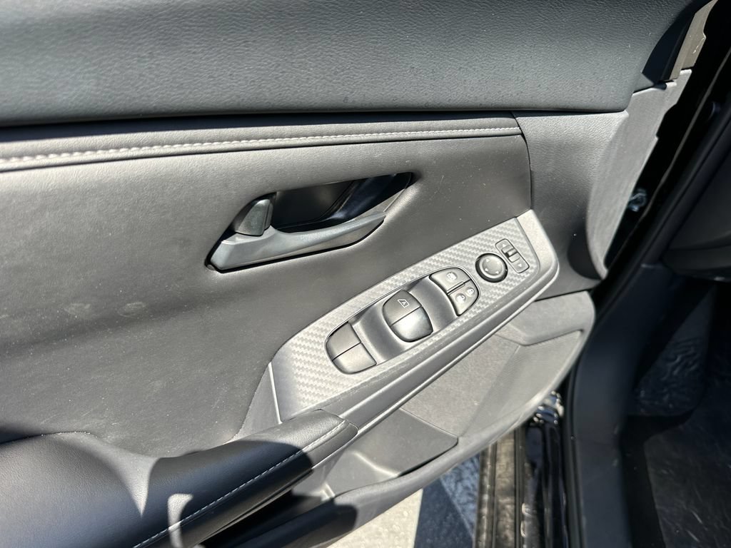 Used 2025 Nissan Sentra S FWD image 22