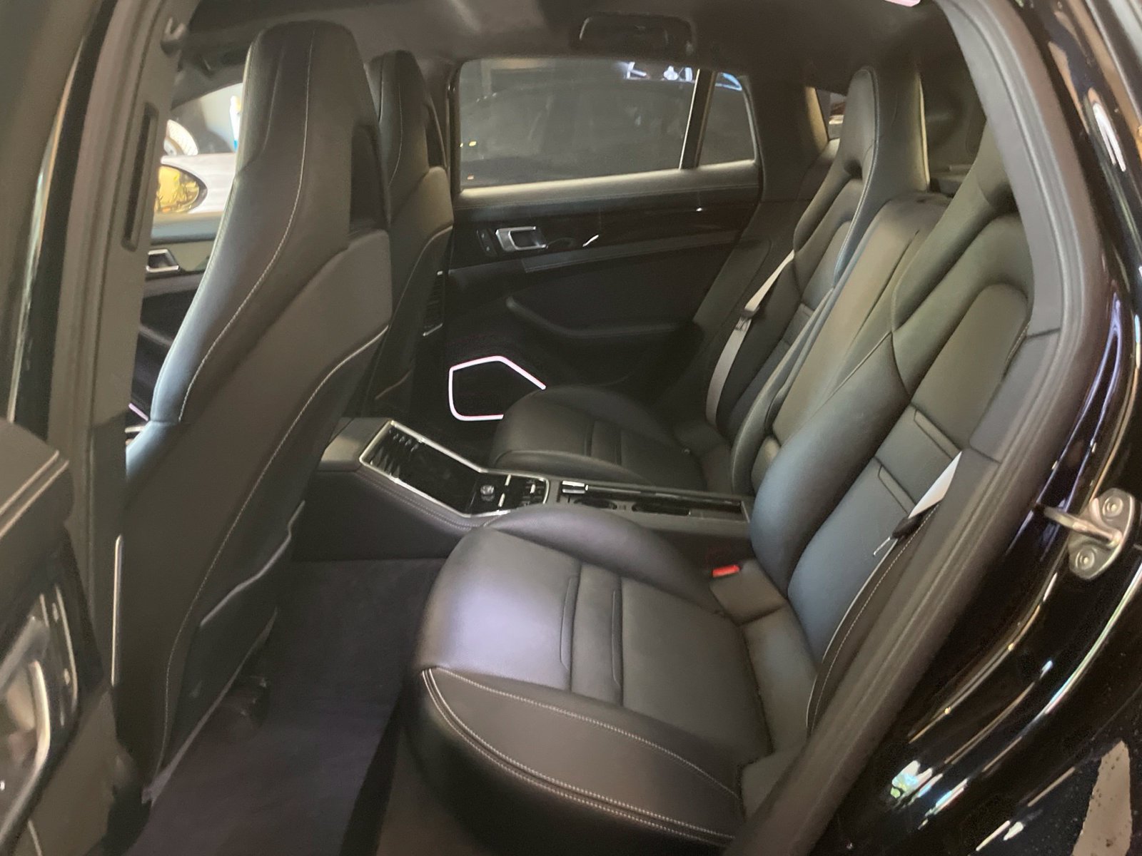 Used 2023 Porsche Panamera 4 Platinum Edition AWD/4WD image 8
