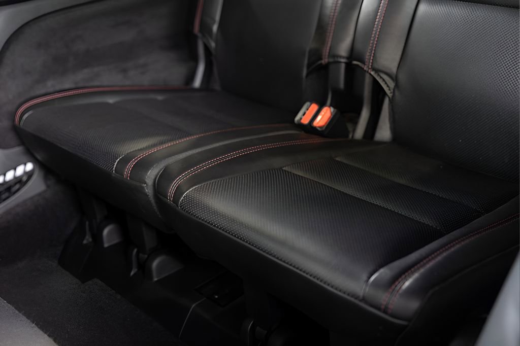 Used 2022 Dodge Durango R/T w/ Blacktop Package AWD/4WD image 69