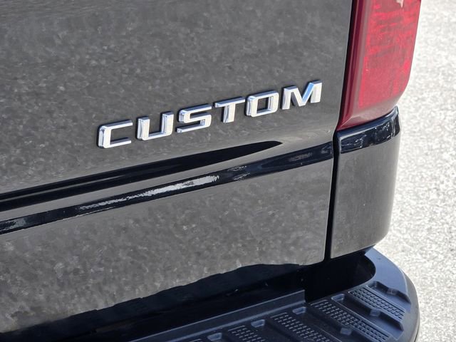 Used 2023 Chevrolet Silverado 1500 Custom image 8
