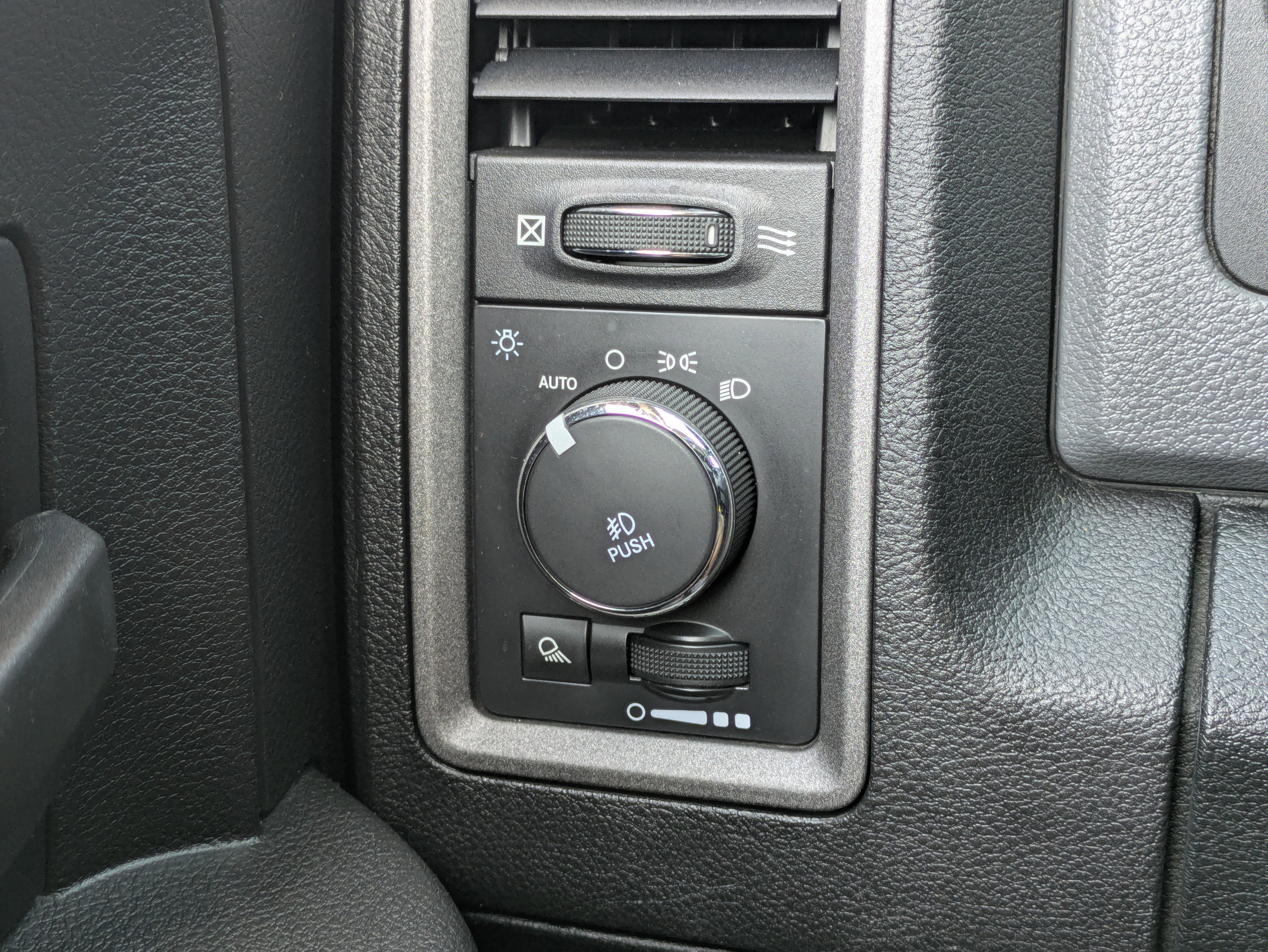 Used 2016 RAM 1500 Express w/ Black Ram 1500 Express Group image 26