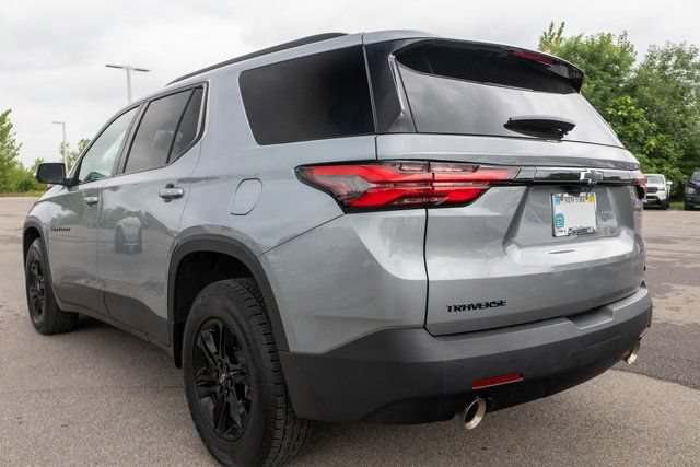 Used 2023 Chevrolet Traverse LT FWD image 7