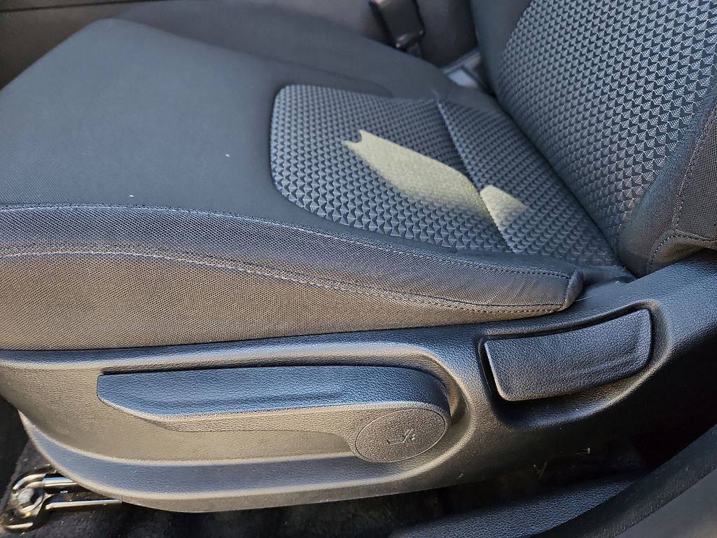 Used 2025 Kia Sportage LX image 22