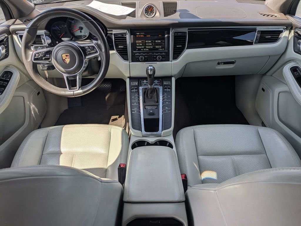 Used 2016 Porsche Macan S AWD/4WD image 2