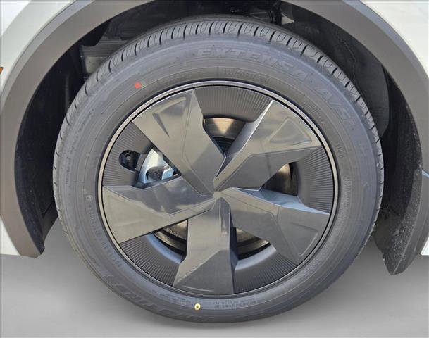 New 2026 Toyota Prius Plug-In Hybrid image 10