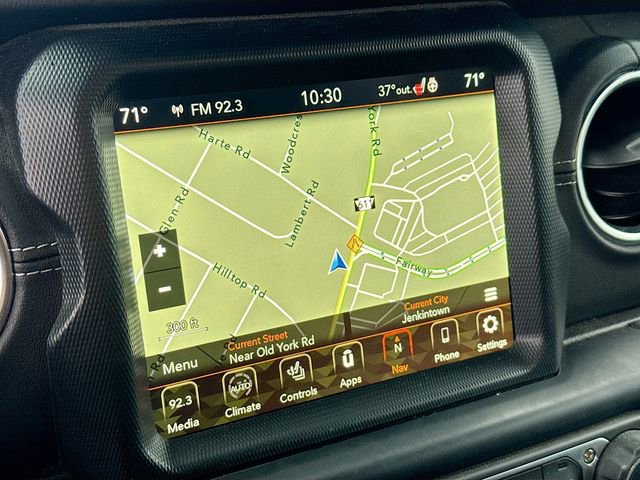 Used 2022 Jeep Wrangler Unlimited Sahara w/ Cold Weather Group image 13