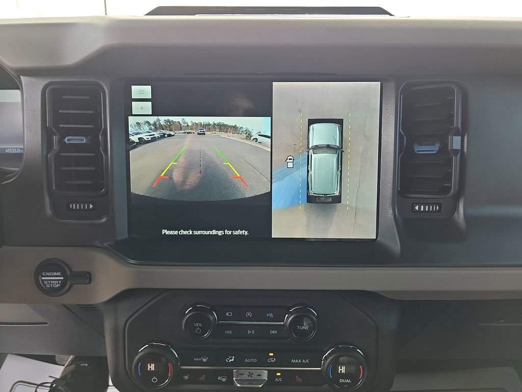 Used 2024 Ford Bronco Wildtrak image 28