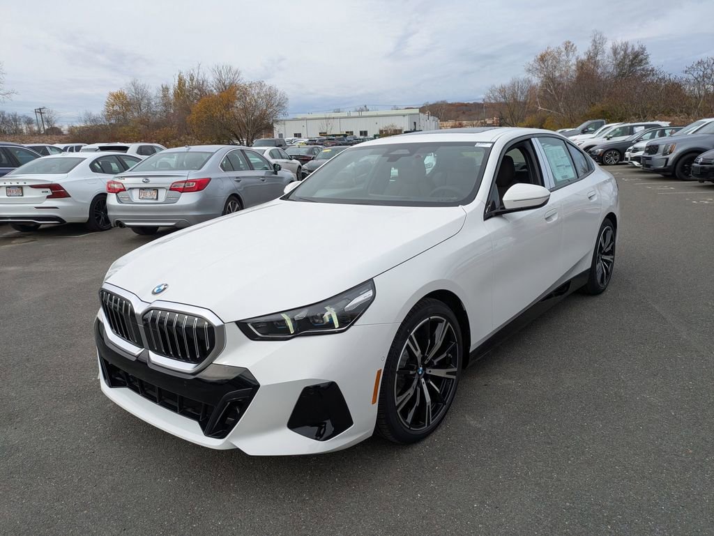 New 2026 BMW 530i xDrive w/ M Sport Package image 7