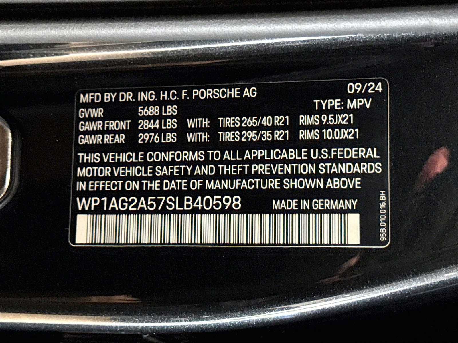 Used 2025 Porsche Macan S AWD/4WD image 37