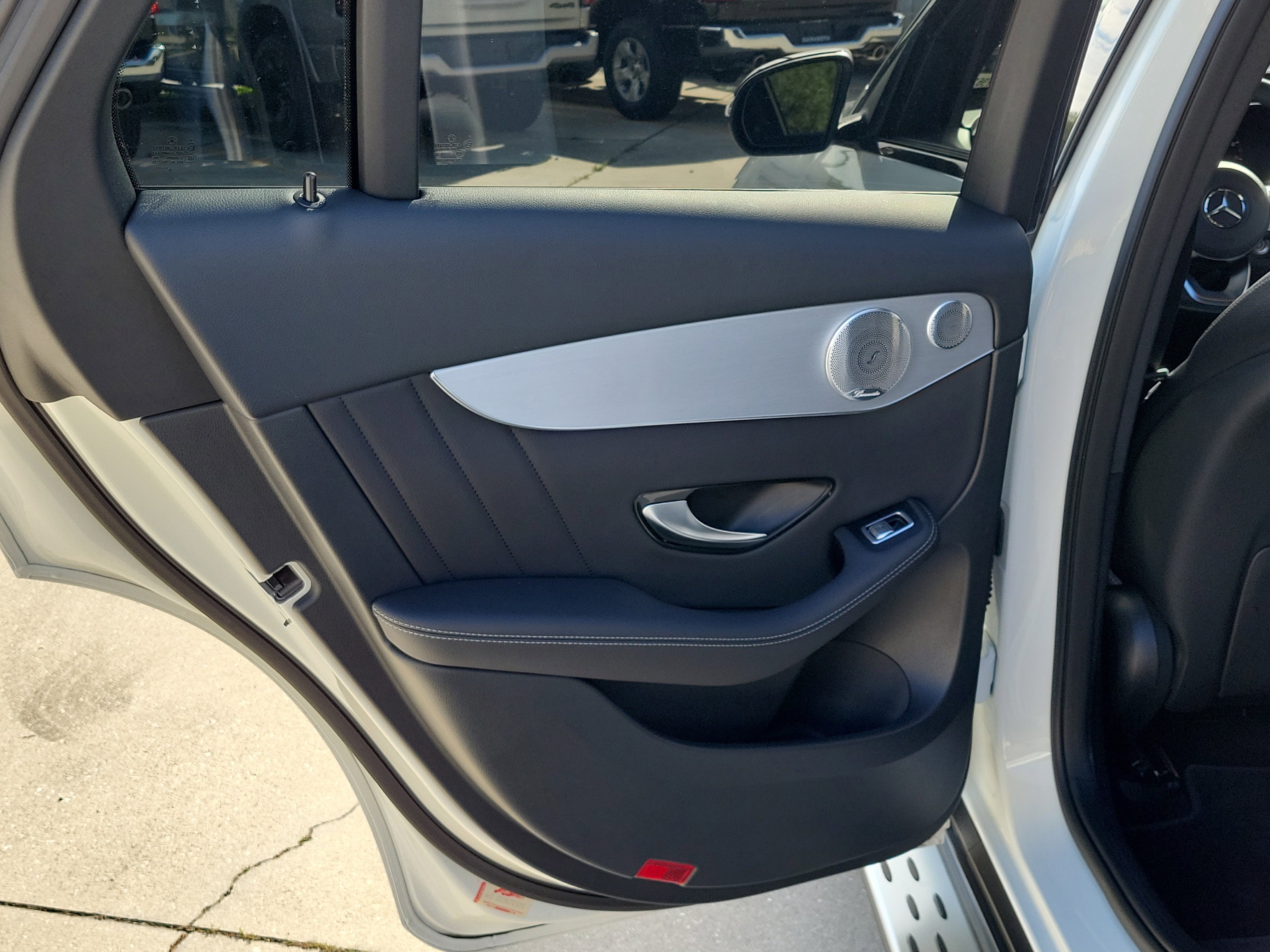 Used 2021 Mercedes-Benz GLC 300 4MATIC Coupe image 13