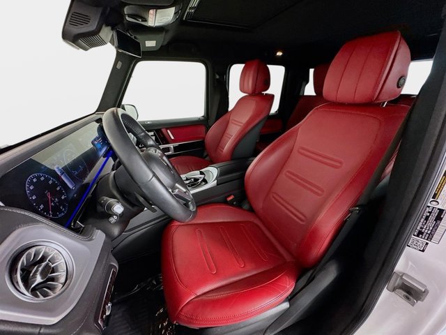 Used 2023 Mercedes-Benz G 550 image 11