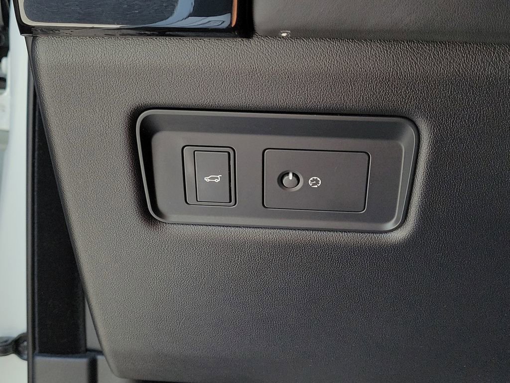 Used 2021 Land Rover Range Rover P525 Westminster Edition LWB image 38