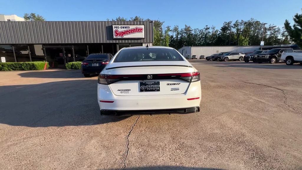 Used 2023 Honda Accord Sport image 5