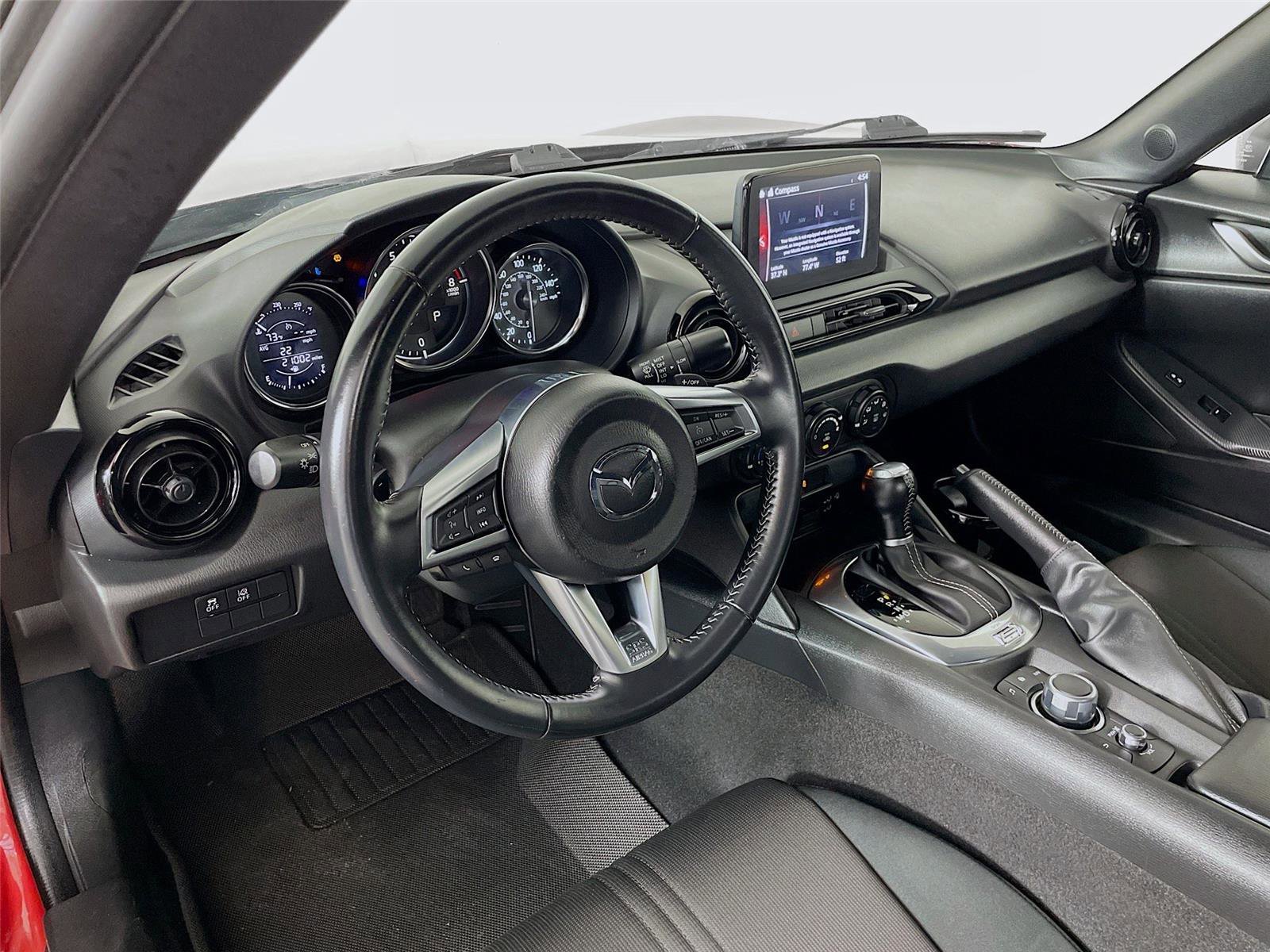 Used 2021 MAZDA MX-5 Miata Sport RWD image 13