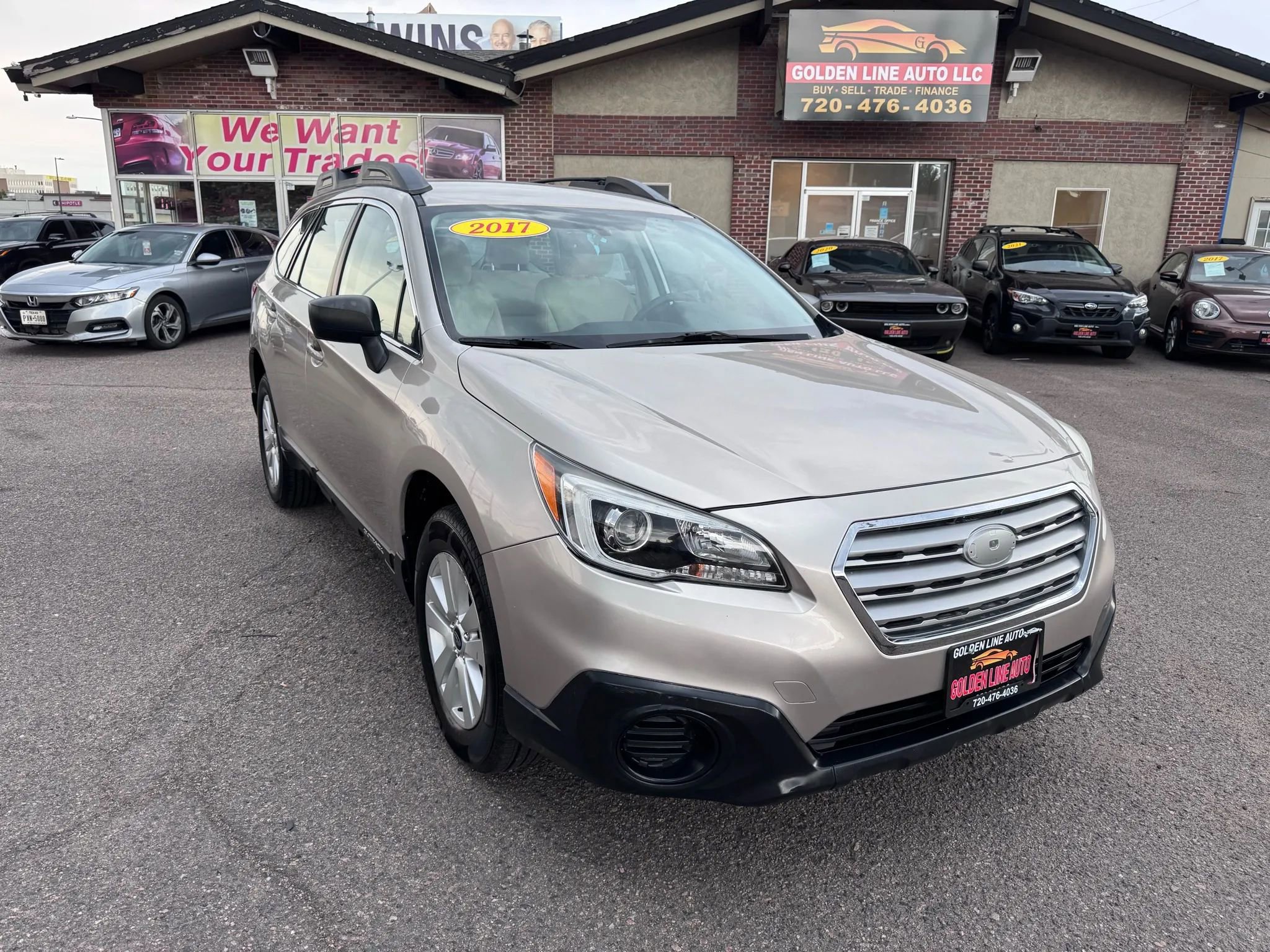 Used 2017 Subaru Outback 2.5i AWD/4WD image 2