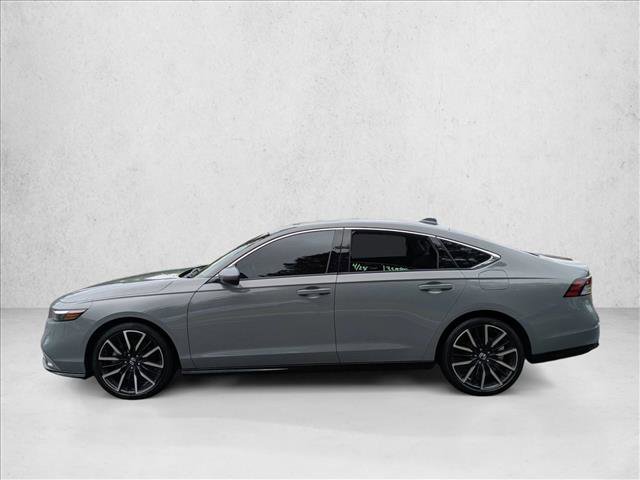 Used 2025 Honda Accord Touring image 9
