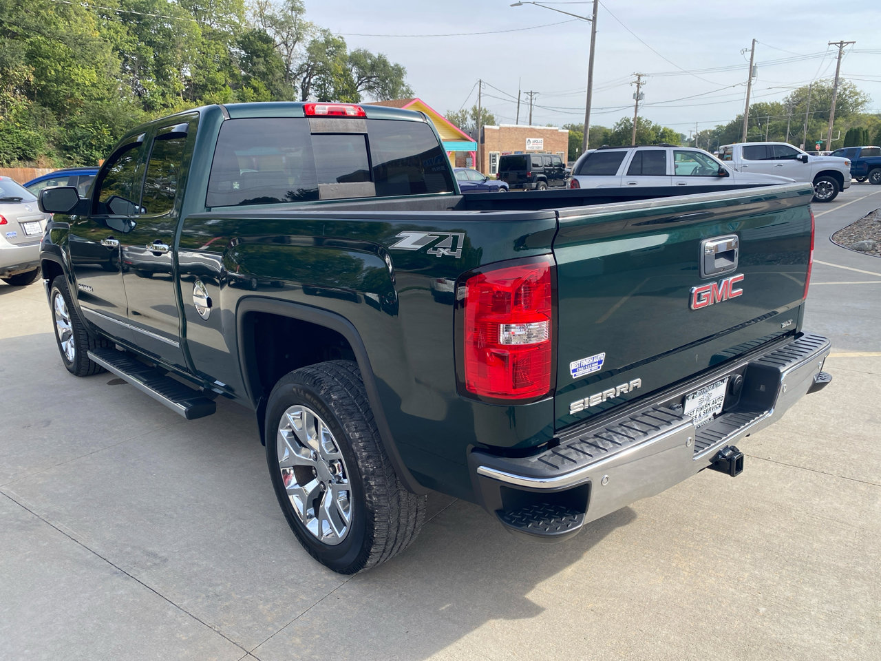 Used 2014 GMC Sierra 1500 SLT w/ SLT Preferred Package image 9