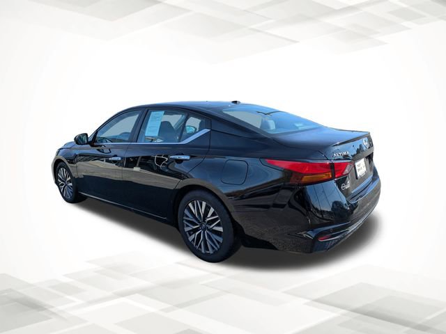 Used 2024 Nissan Altima 2.5 SV image 6