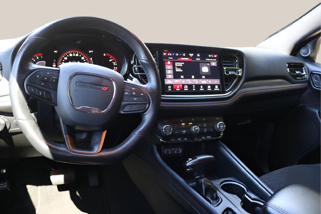 Used 2025 Dodge Durango GT w/ Blacktop Package RWD image 29
