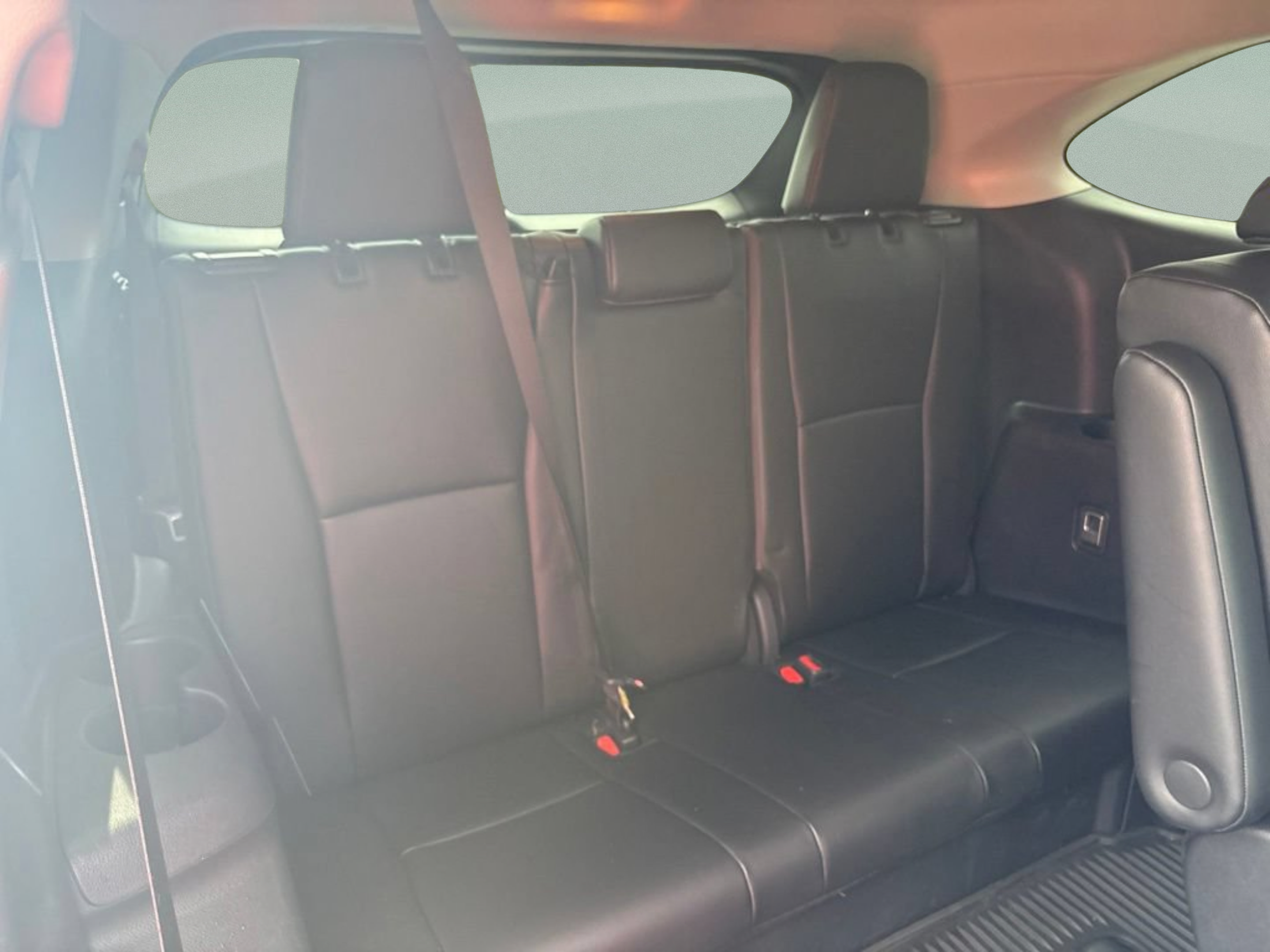 Used 2024 Toyota Highlander XLE FWD image 26