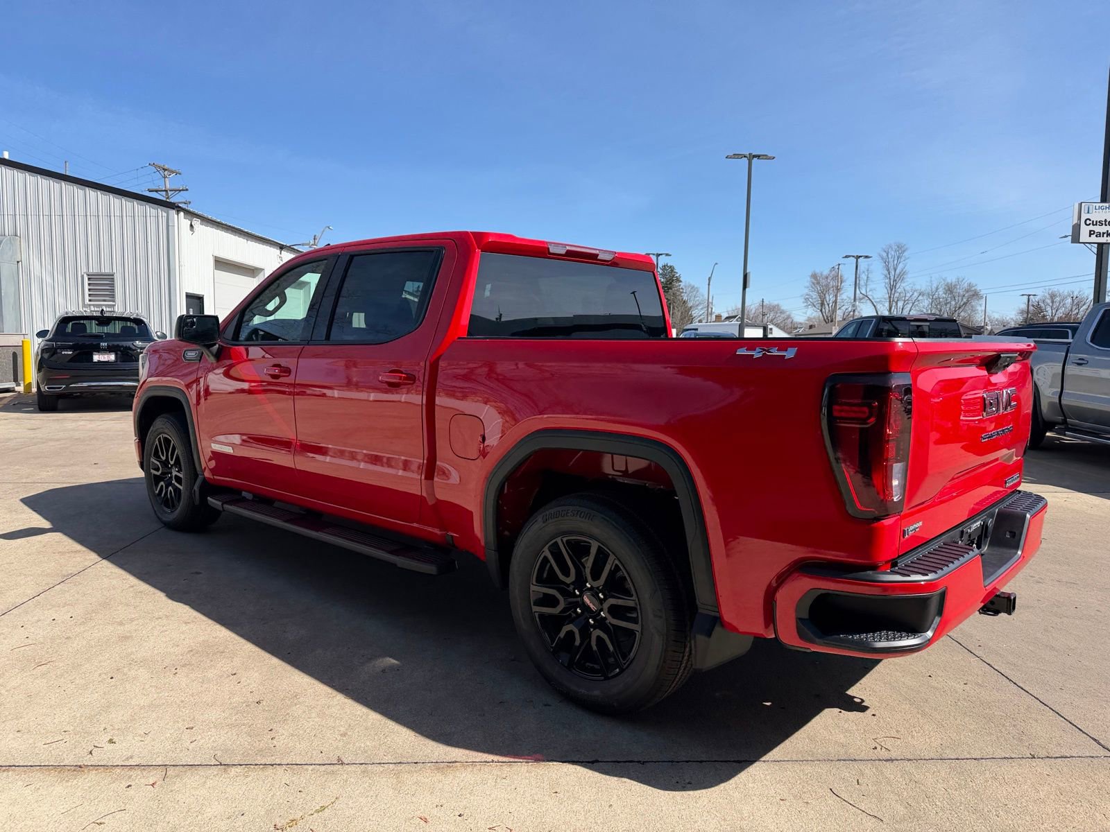New 2026 GMC Sierra 1500 Elevation image 29