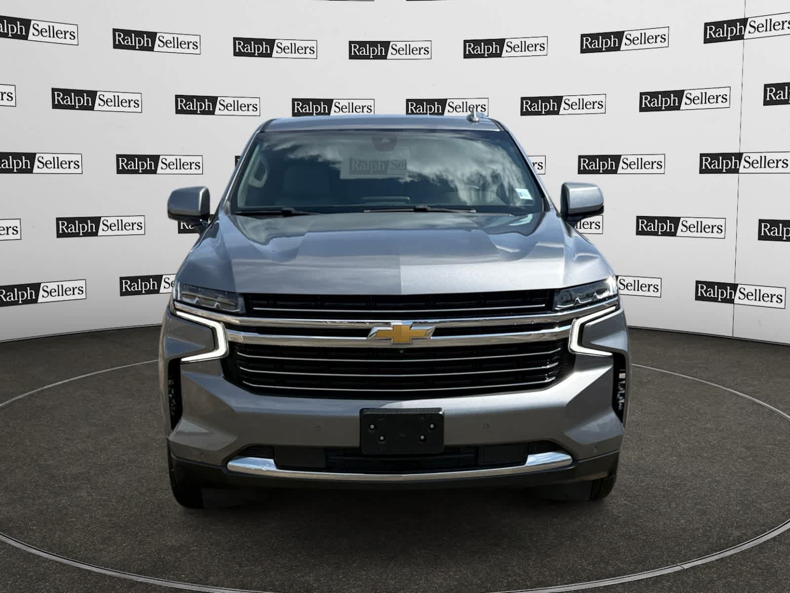 Used 2021 Chevrolet Tahoe LT w/ Luxury Package RWD image 8