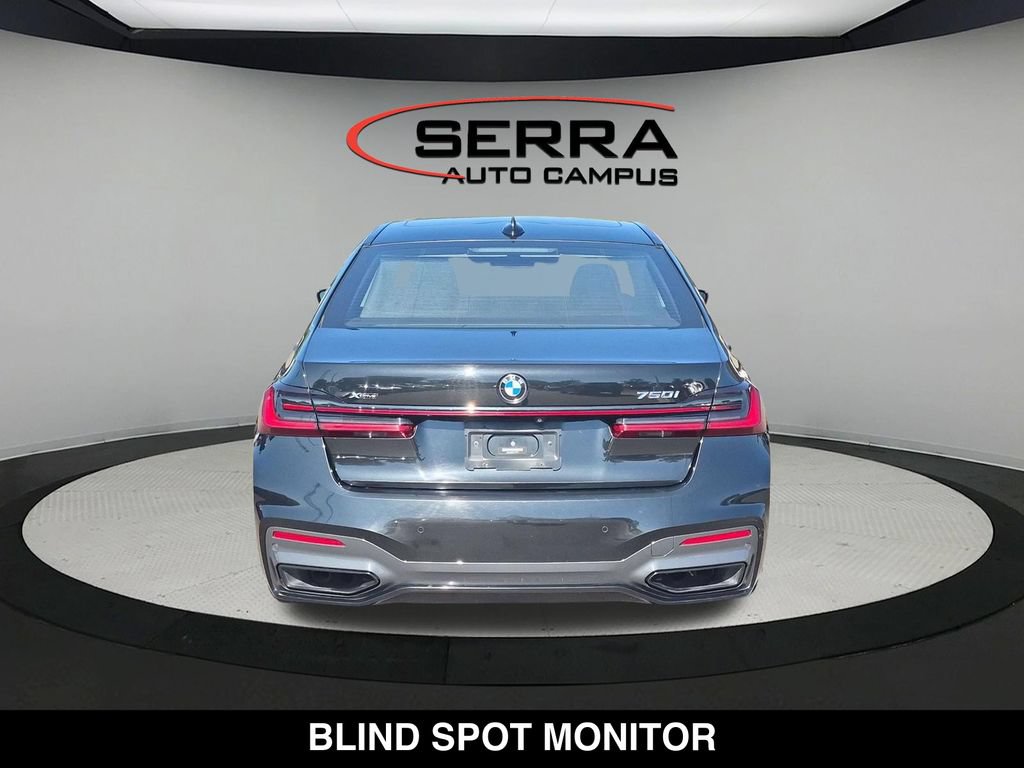 Used 2020 BMW 750i xDrive w/ Executive Package AWD/4WD image 12