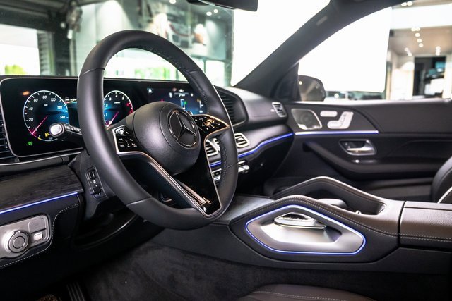 New 2025 Mercedes-Benz GLS 450 GLS 450 image 11