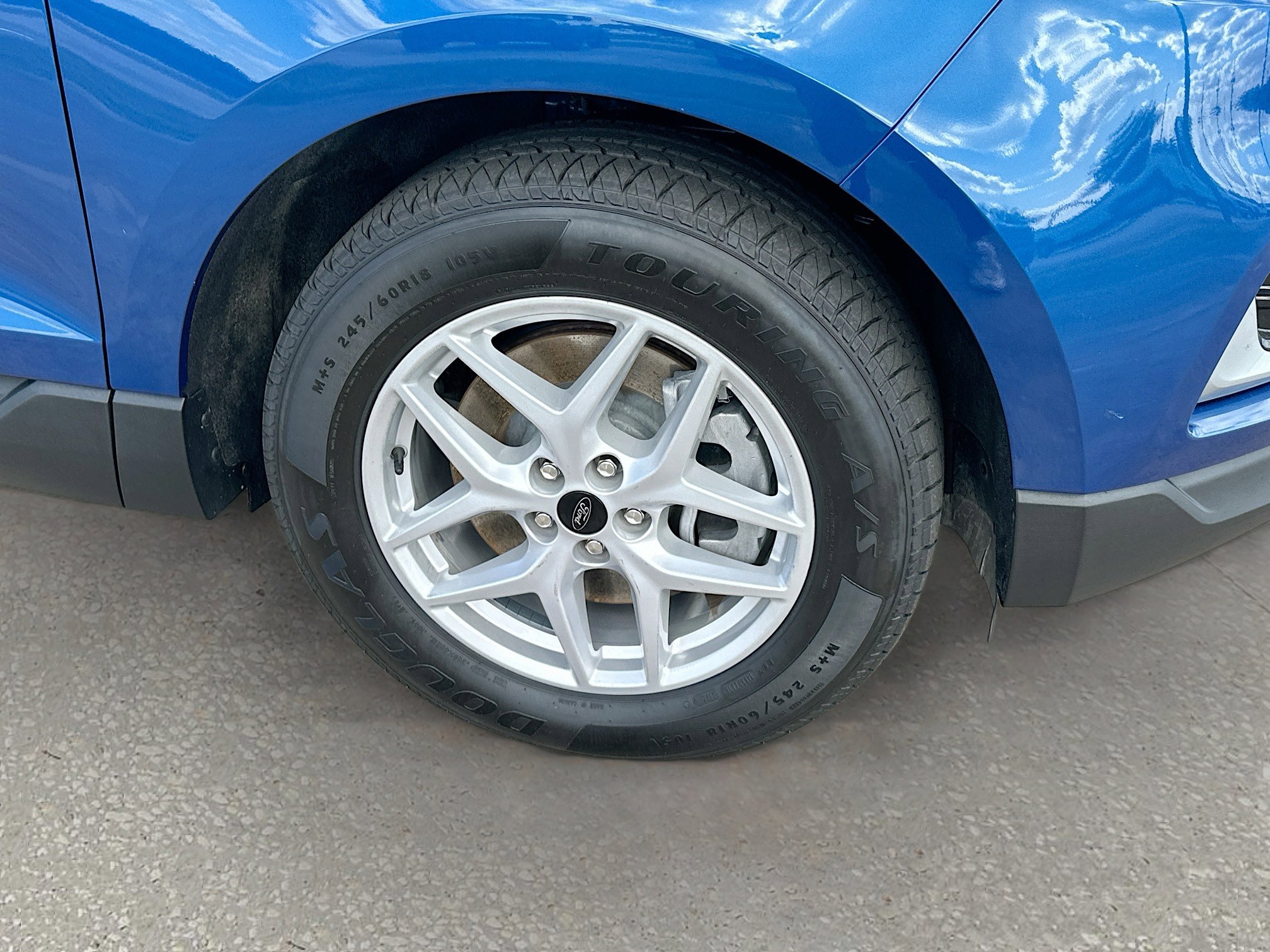 Certified 2024 Ford Edge SEL image 30