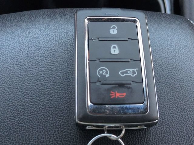 Used 2023 Jeep Grand Cherokee Altitude AWD/4WD image 32