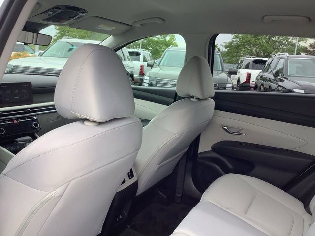 New 2026 Hyundai Tucson SEL FWD image 18