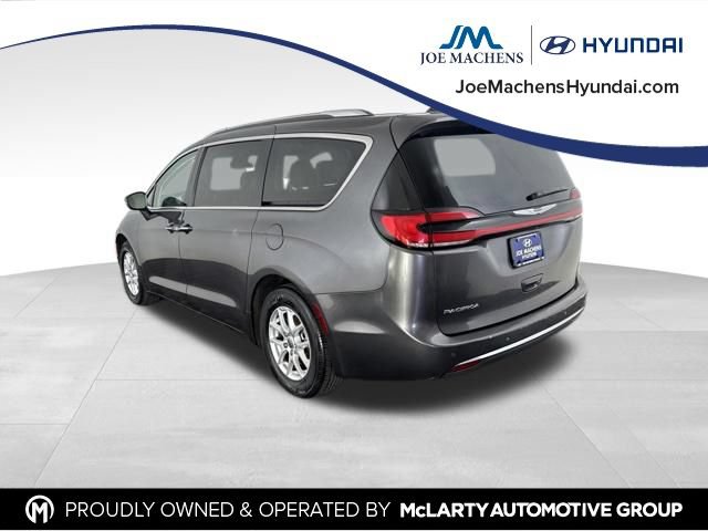 Used 2021 Chrysler Pacifica Touring-L FWD image 8