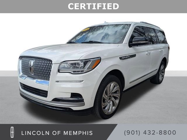 Used 2024 Lincoln Navigator Reserve image 1