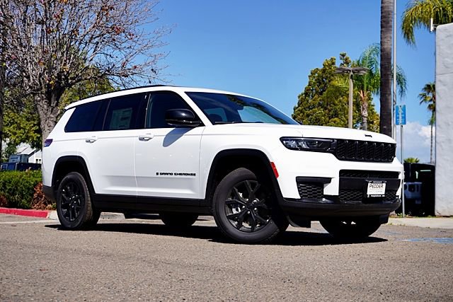 New 2025 Jeep Grand Cherokee L Altitude X image 2