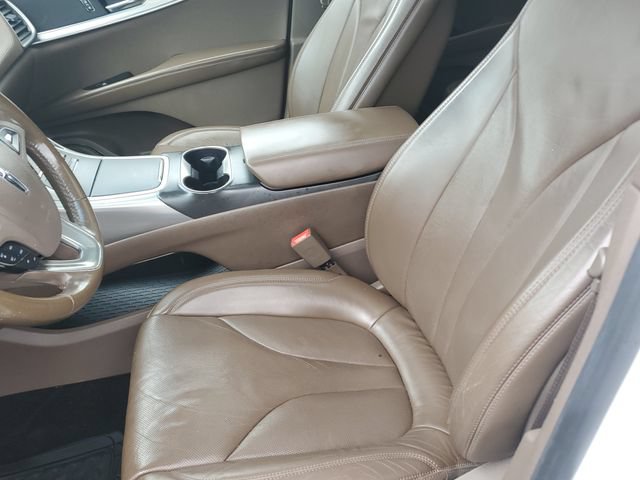 Used 2016 Lincoln MKX Reserve AWD/4WD image 16