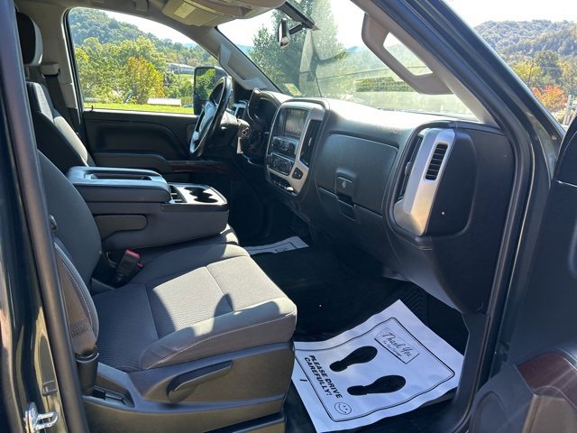 Used 2017 GMC Sierra 2500 SLE w/ SLE Preferred Package image 23