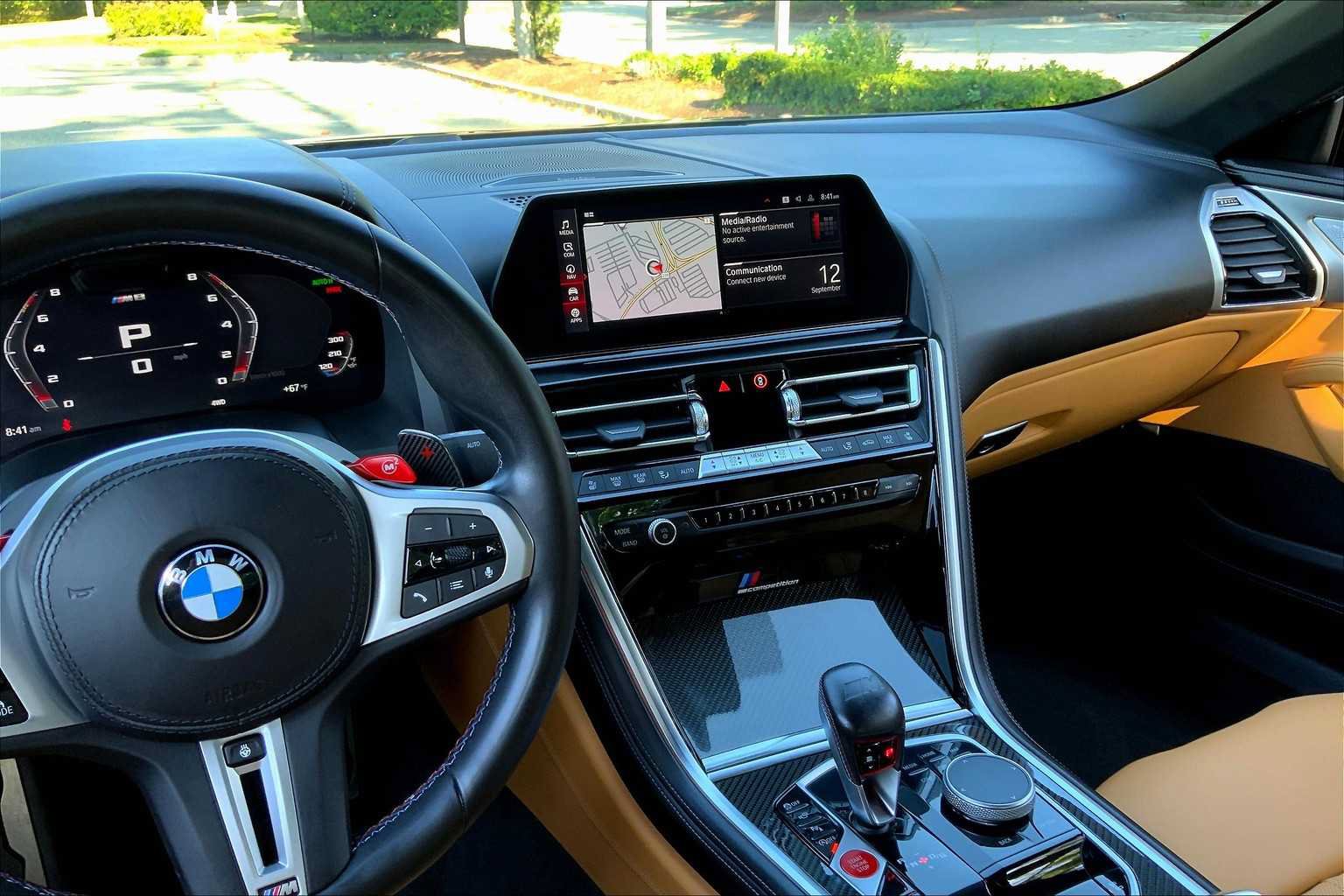 Used 2022 BMW M8 Competition AWD/4WD image 11