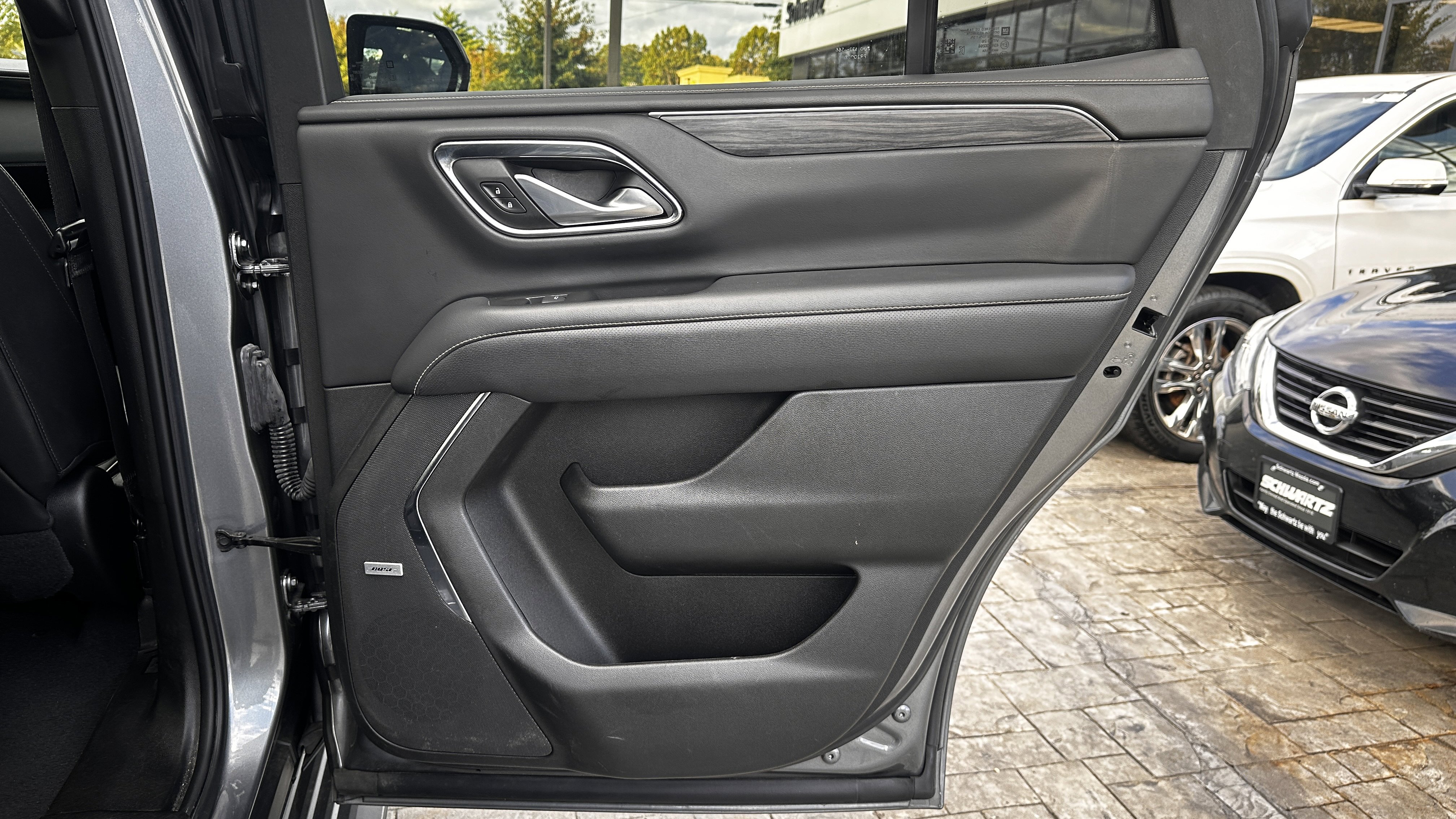 Used 2022 GMC Yukon SLT image 35