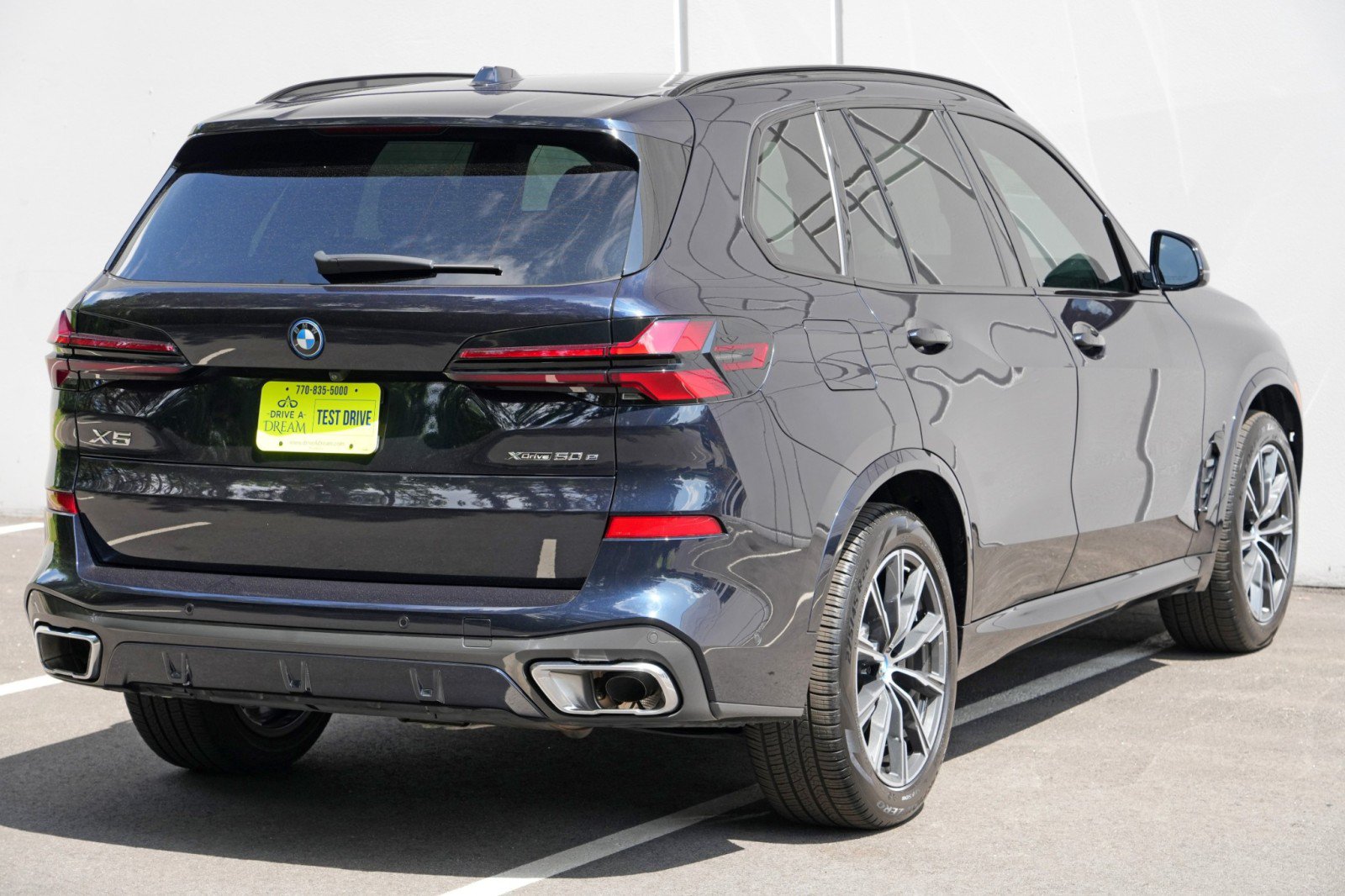 Used 2024 BMW X5 xDrive50e w/ M Sport Package AWD/4WD image 57