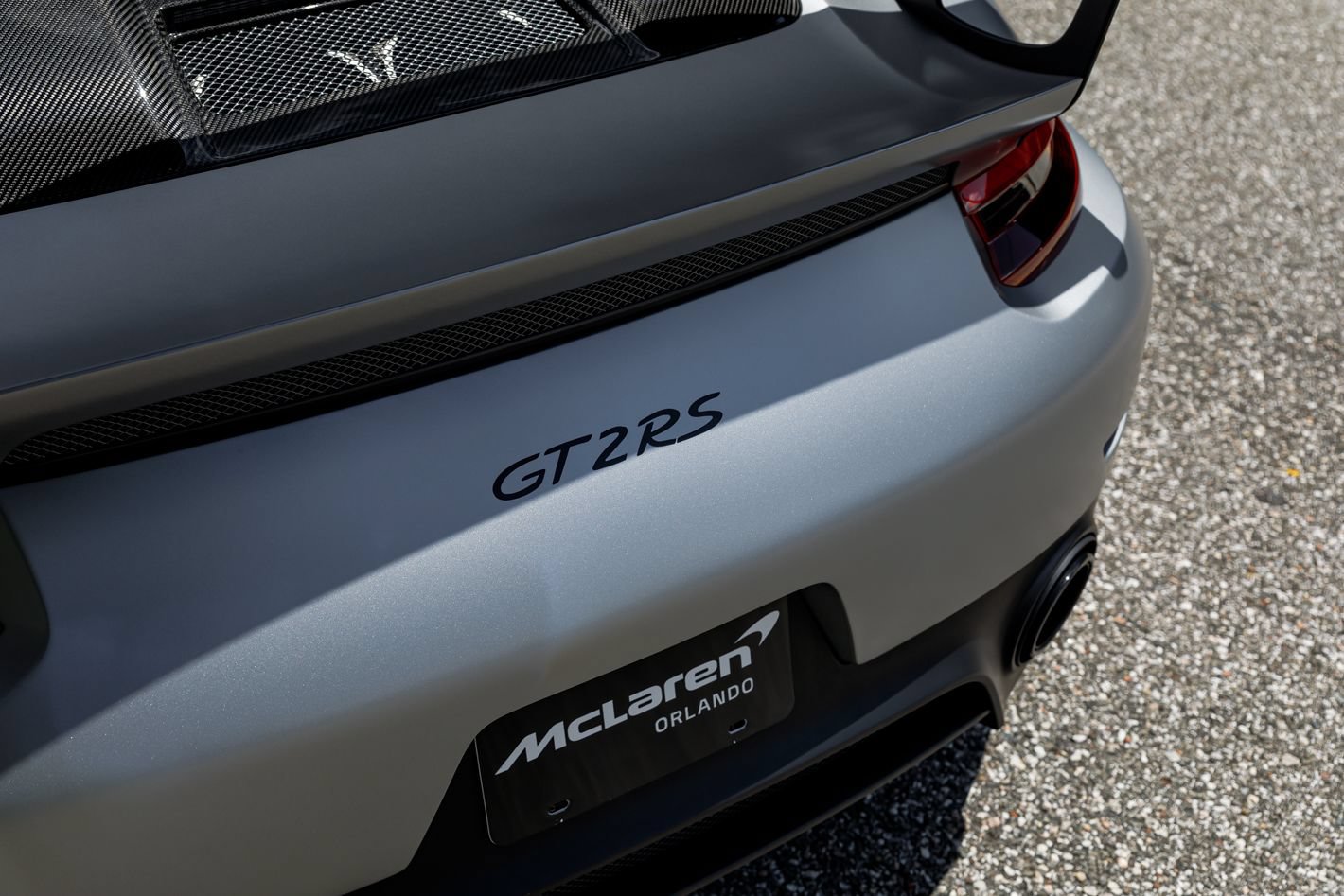 Used 2018 Porsche 911 GT2 RS w/ Weissach Package RWD image 4