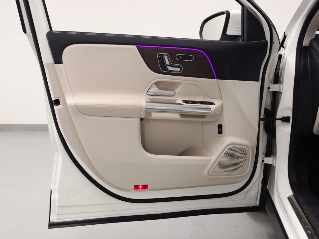 Certified 2023 Mercedes-Benz GLA 250 4MATIC image 18