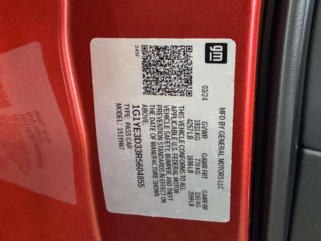 Used 2024 Chevrolet Corvette Z06 w/ Z07 Performance Package RWD image 28