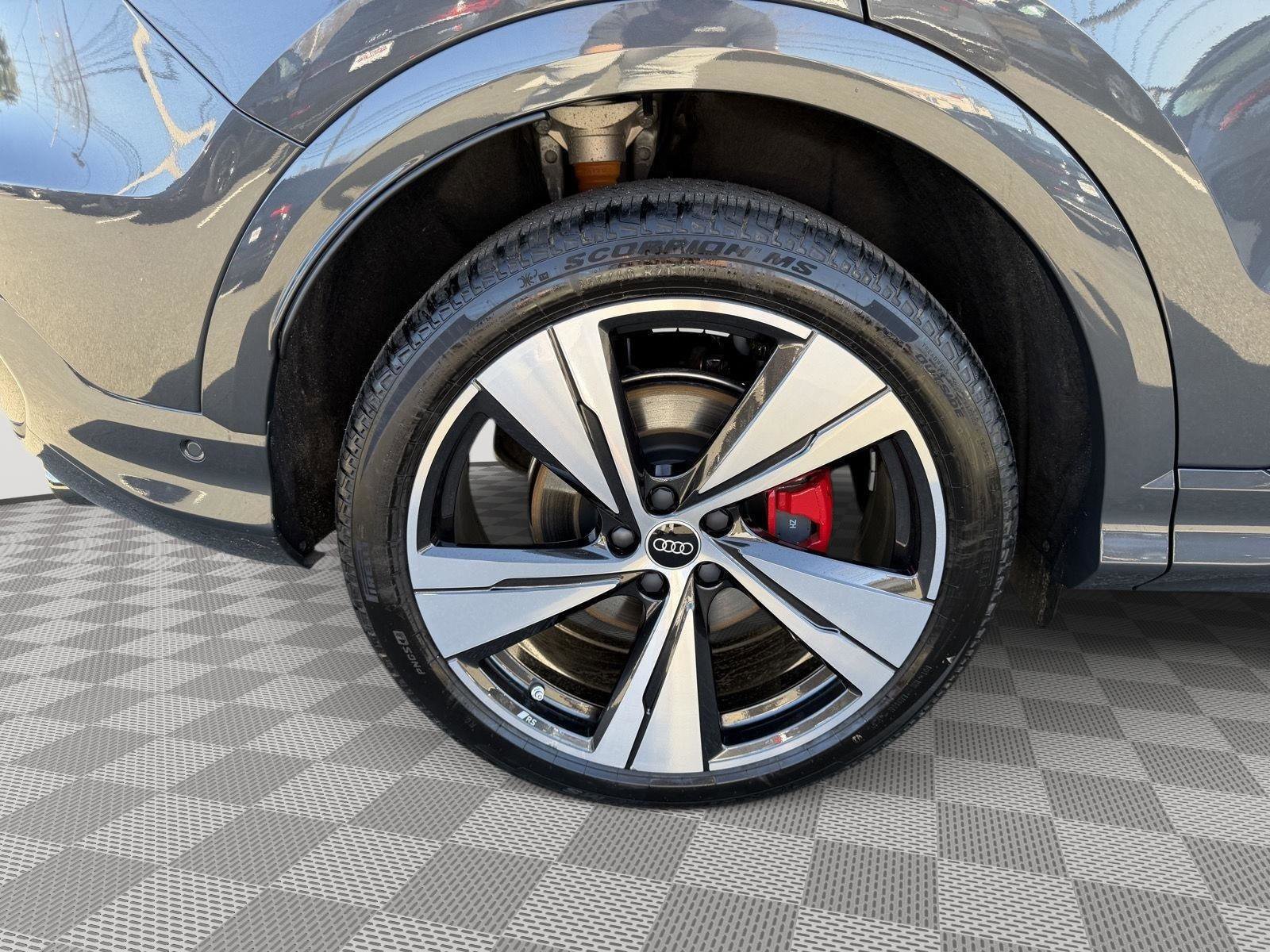 New 2025 Audi SQ5 Premium Plus image 9