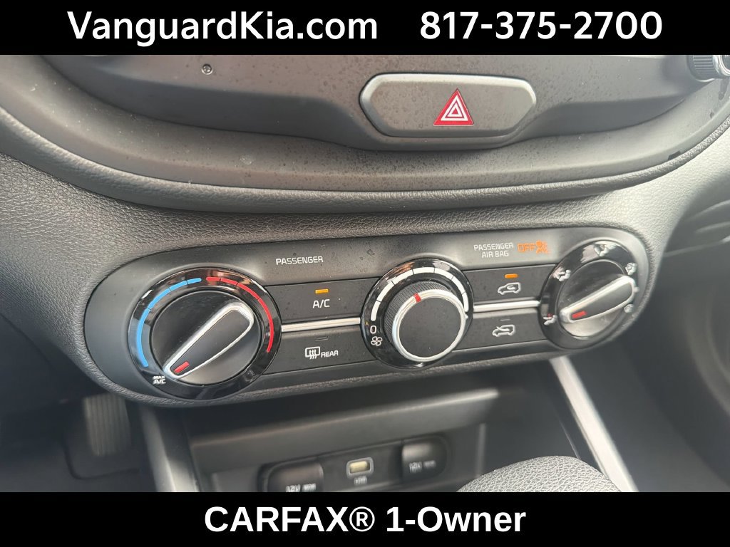 Certified 2025 Kia Soul LX w/ LX Technology Package FWD image 18