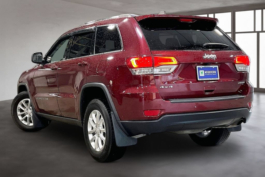 Used 2021 Jeep Grand Cherokee Laredo w/ Security & Convenience Group AWD/4WD image 4