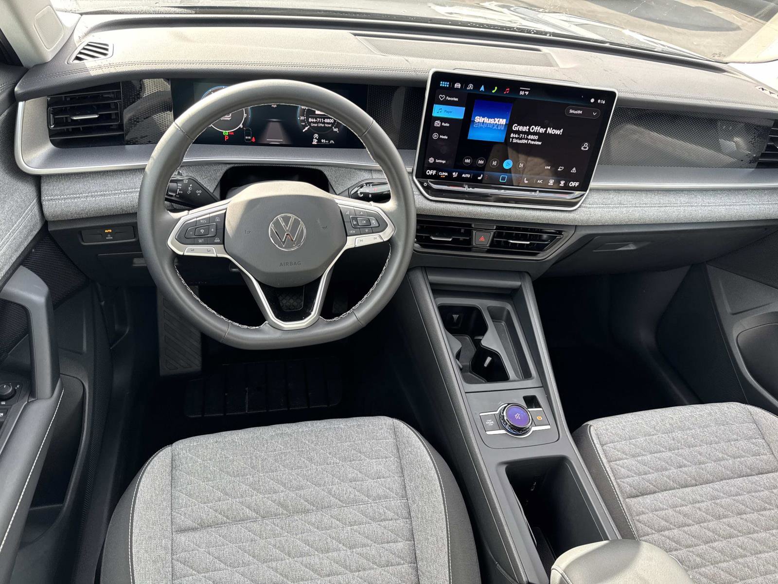 Certified 2025 Volkswagen Tiguan S w/ 18" Wheel Package image 7