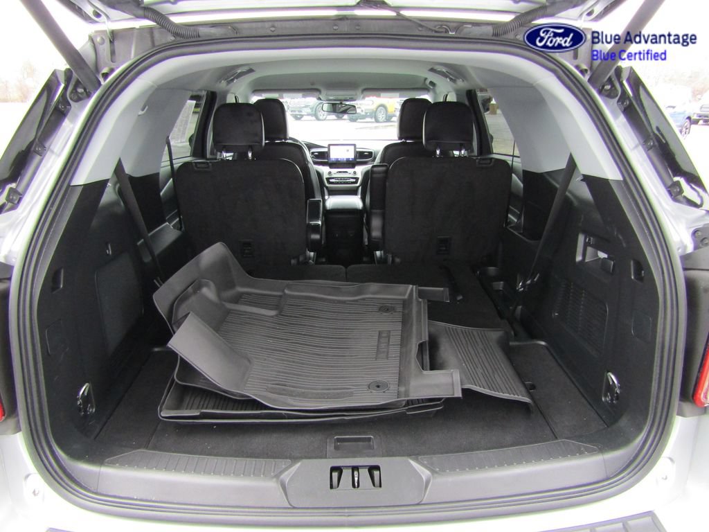 Certified 2024 Ford Explorer XLT w/ Equipment Group 202A AWD/4WD image 25