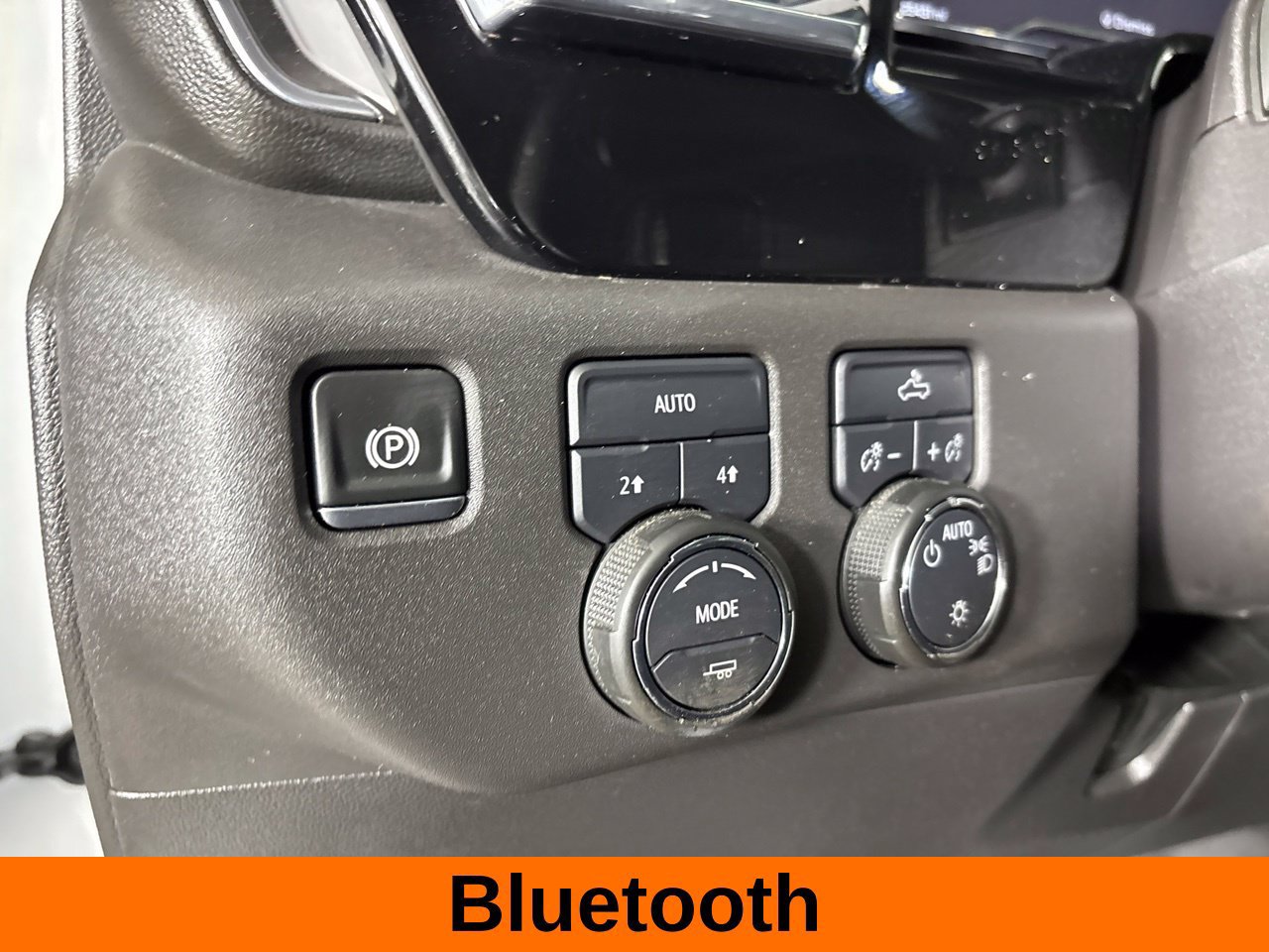 Used 2024 Chevrolet Silverado 1500 LT AWD/4WD image 11
