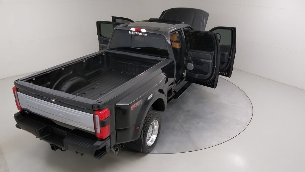 Certified 2024 Ford F450 Platinum w/ FX4 Off-Road Package AWD/4WD image 54